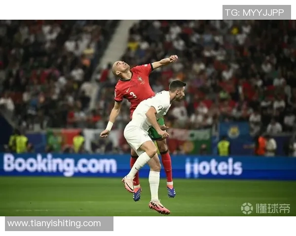 世界足球明星佩佩的传奇生涯与场上风采揭秘